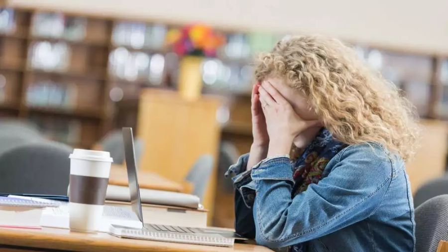 悉尼科技大學掛科多少錢一門