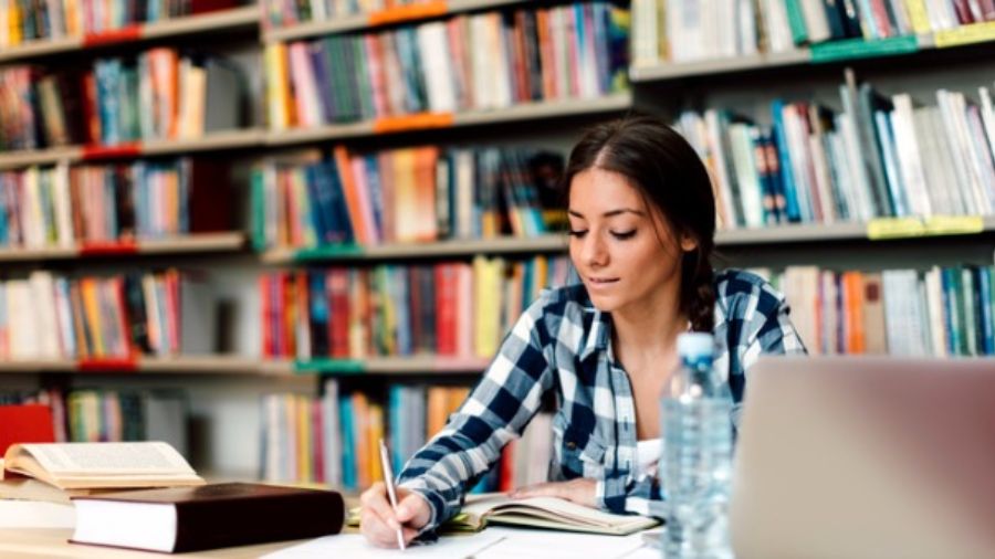 美國留學(xué)掛科