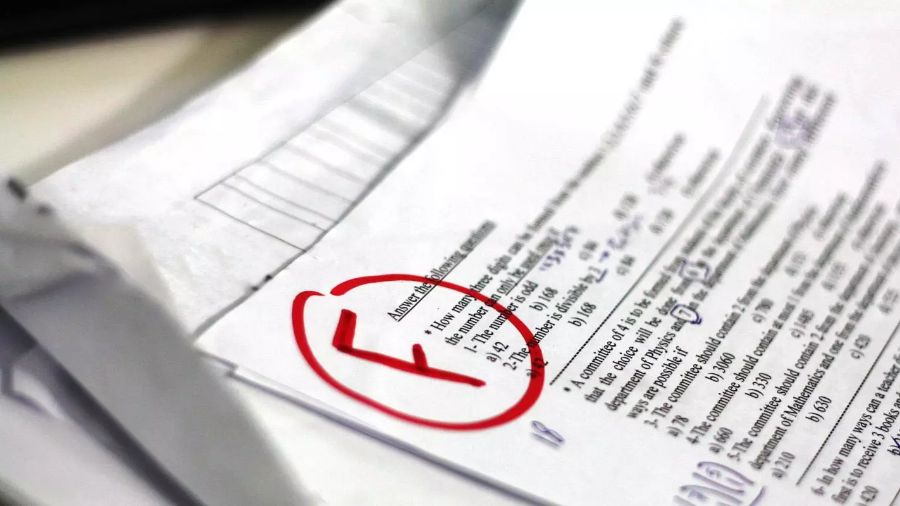 英國曼徹斯特大學(xué)工商管理掛科申訴