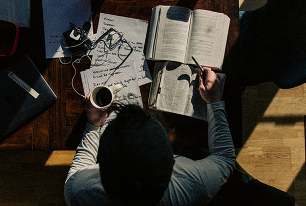 五月海馬之星乘風(fēng)而至，這位老師可不一般！