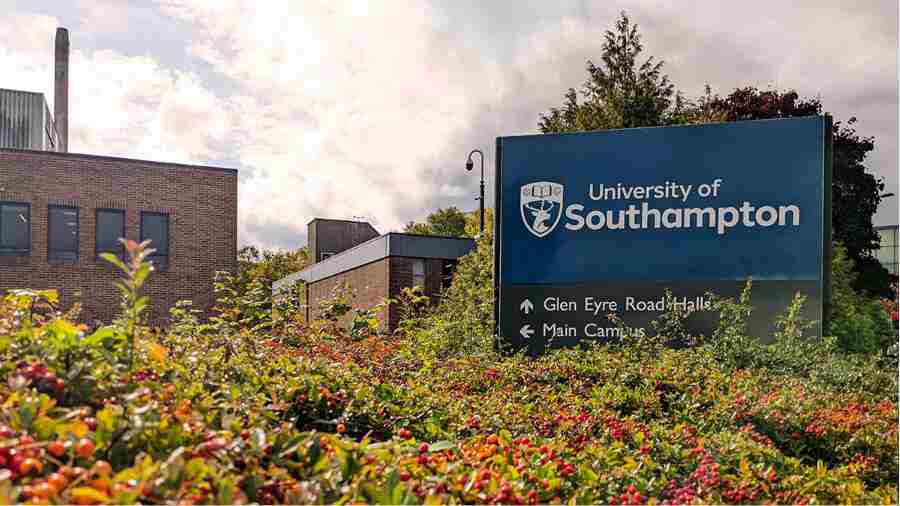 英國(guó)南安普頓大學(xué)掛科補(bǔ)考時(shí)間